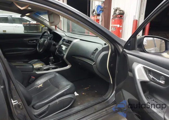 1N4AL3AP0DN530637: 44381394