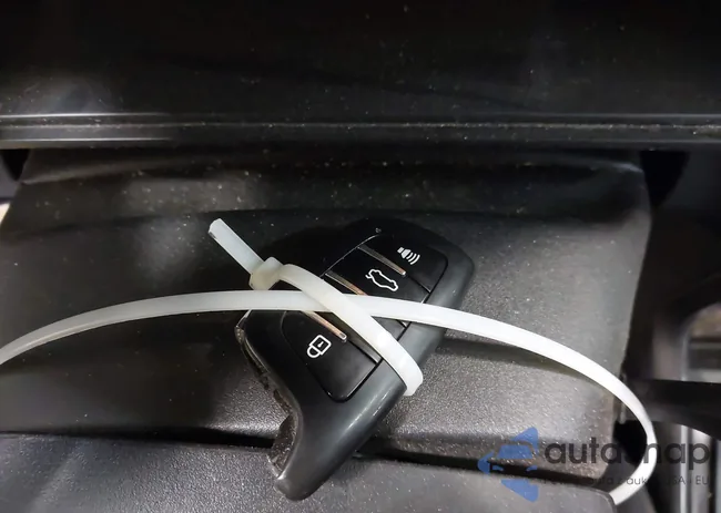 MAJ6P1UL6JC227831: 44380497