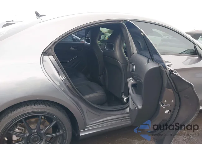 WDDSJ4EB1JN525148: 44380581