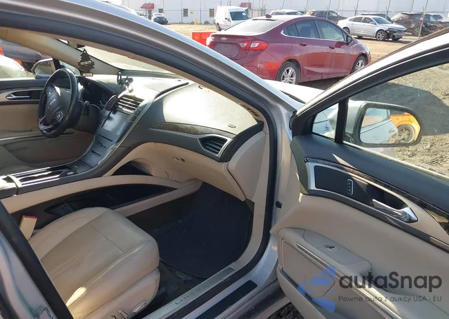 3LN6L2LU1GR625749: 44380604