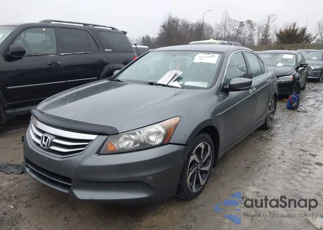 1HGCP2F30BA005039: 44380689