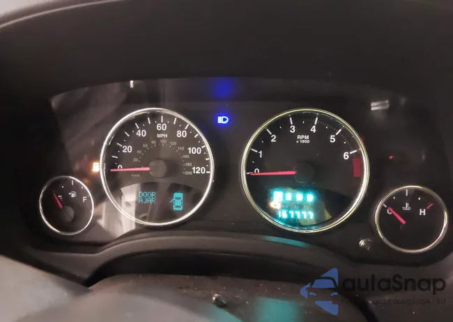 1C4NJRCB7CD674731: 44381980