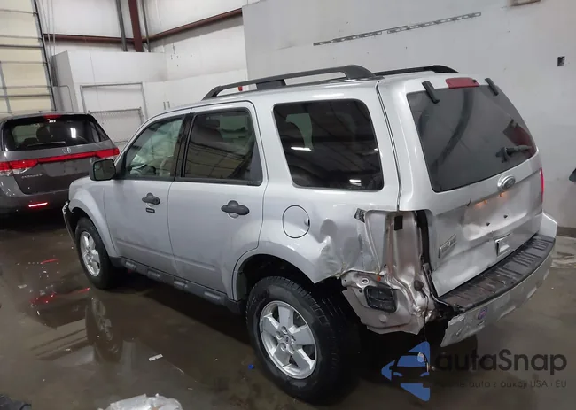 1FMCU0D77AKB63738: 44382017