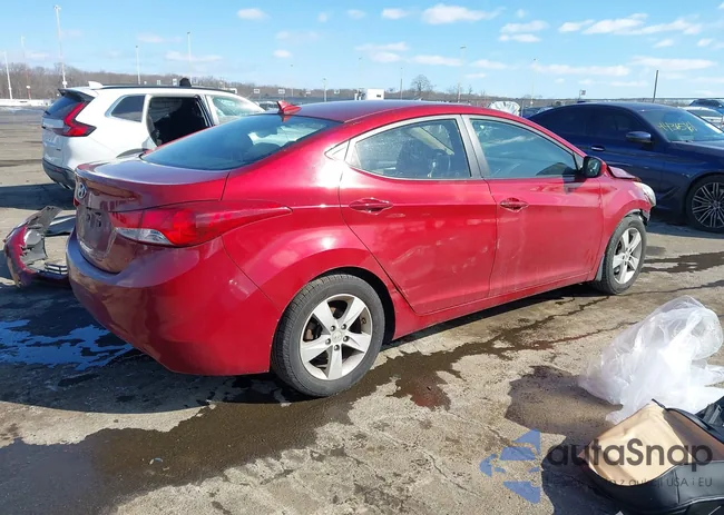 KMHDH4AE3BU150705: 44382237