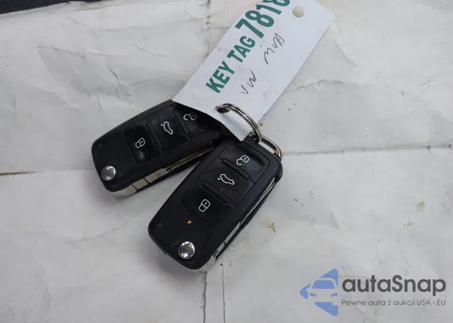 3VW4A7AJ4CM087298: 44382284