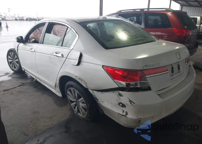 1HGCP3F81CA042796: 44382295