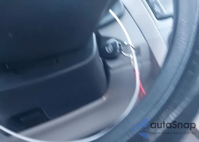 2T1BU4EE4DC035810: 44382388