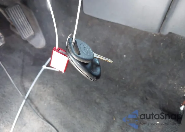 2GCEC19V821164458: 44382413