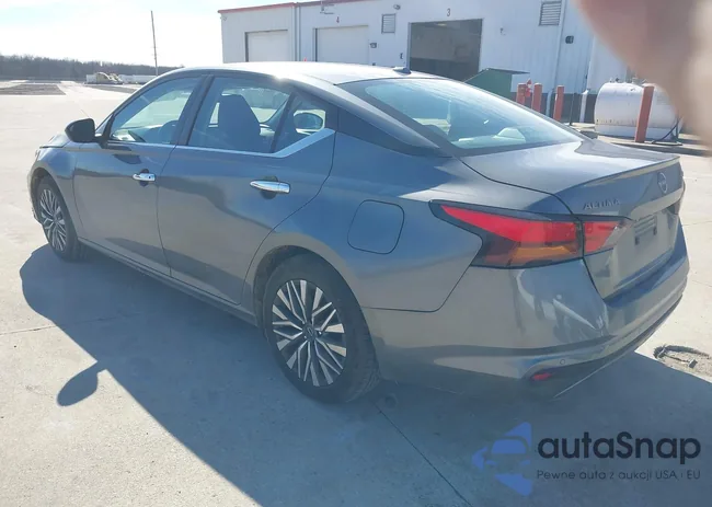 1N4BL4DV7RN333167: 44382477