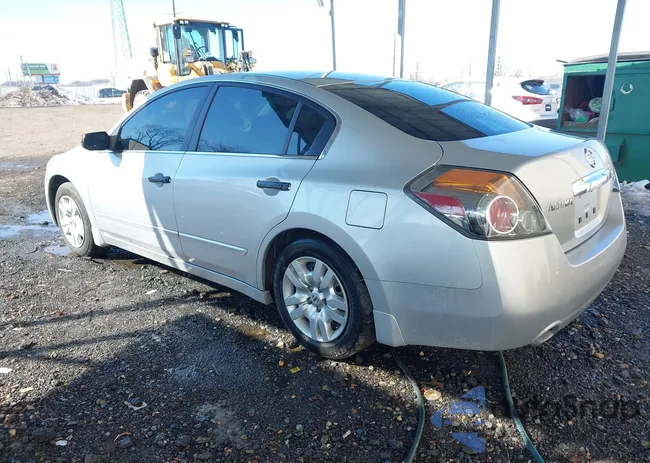 1N4AL2AP2AN565668: 44381516