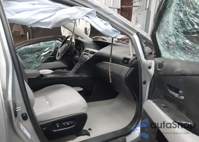 2T2ZK1BAXFC207728: 44381549