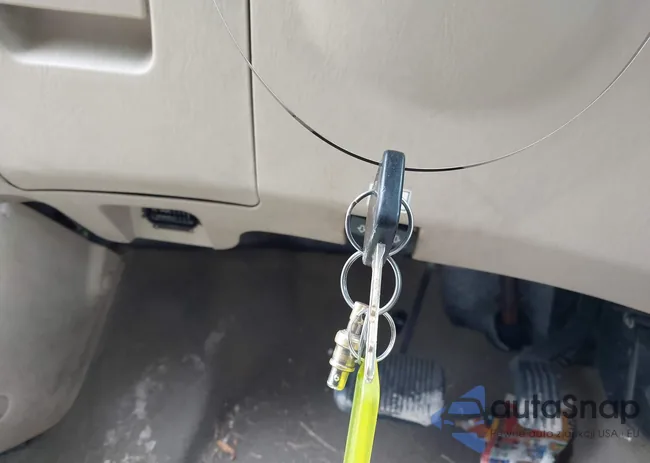 1FAFP34N15W183853: 44381563