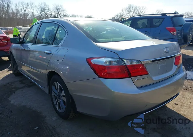 1HGCR2F34EA055425: 44381702