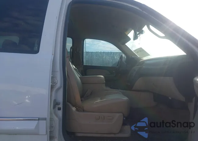 1GKFK63887J266089: 44381706