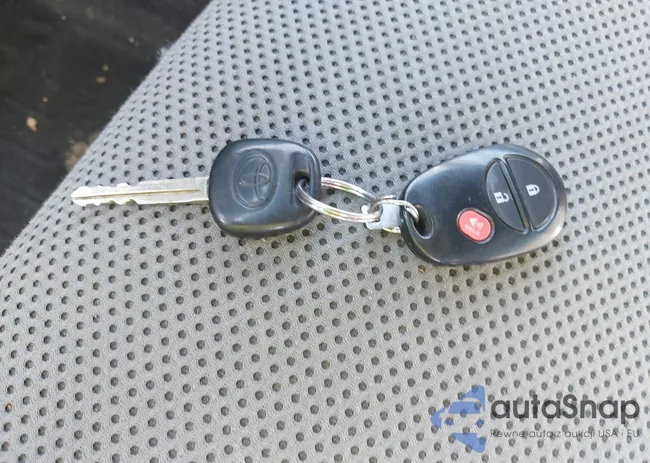 3TMLU4EN1CM083209: 44381750