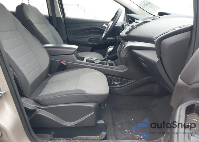 1FMCU0F77HUD17635: 44382958