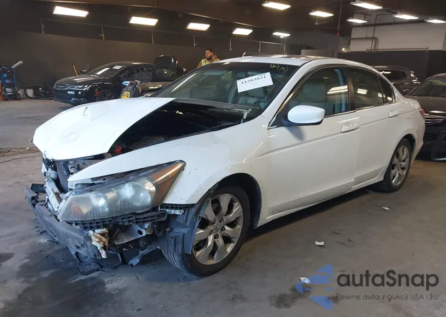 1HGCP26899A146844: 44383031