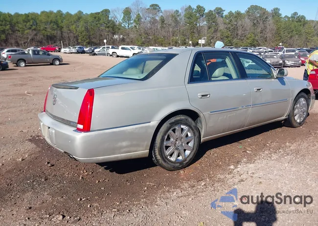 1G6KD57YX9U117356: 44383052