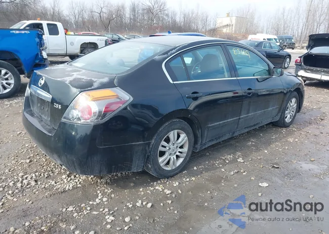 1N4AL2AP4AN424018: 44383109