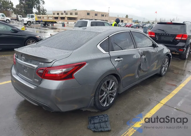 1N4AL3AP5JC296910: 44383226