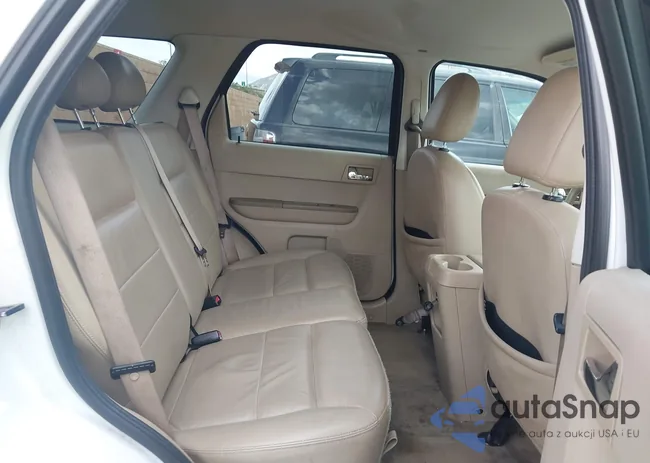 1FMCU94168KA94972: 44383230