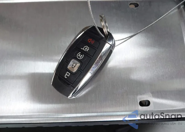 5LMCJ2C95KUL17549: 44383233