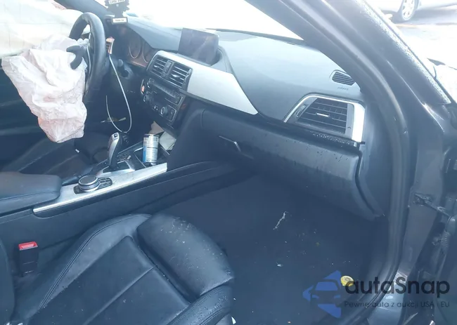 WBA8D9G58JNU69271: 44383257