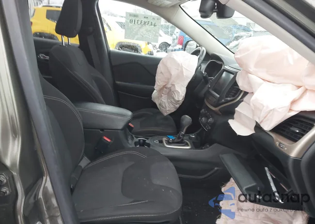 1C4PJMCB6FW564399: 44383310