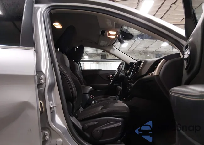 1C4PJMCS6EW317950: 44383315