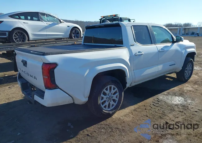 3TMLB5JN0SM145604: 44383488