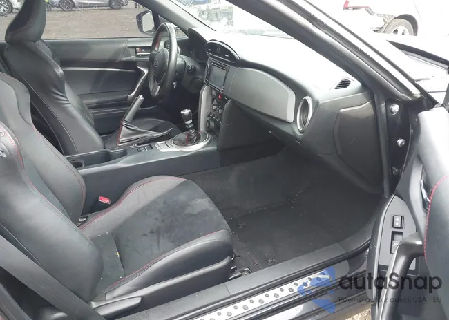 JF1ZCAC10F9606109: 44382497