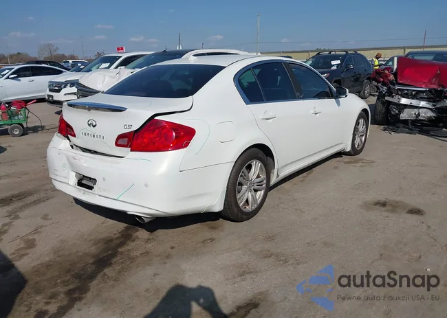 JN1CV6AP5AM408603: 44382665