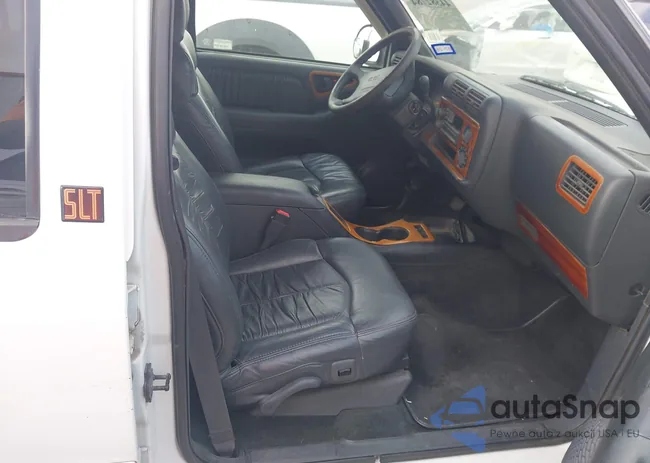 1GKCS13W2T2513681: 44382784