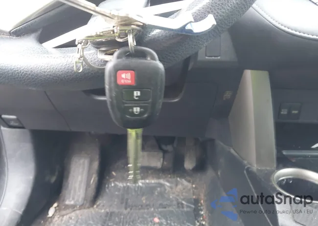 2T3RFREV8DW074847: 44383892