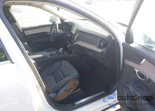 YV4062PB0S1375933: 44383931