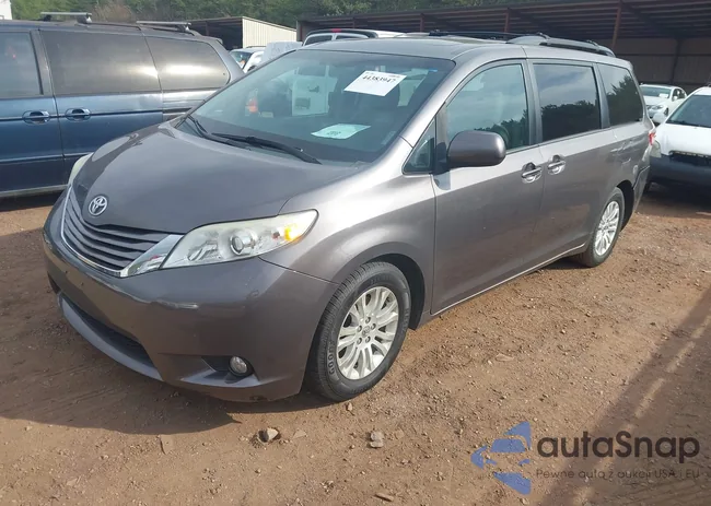 5TDYK3DC8FS593373: 44383947