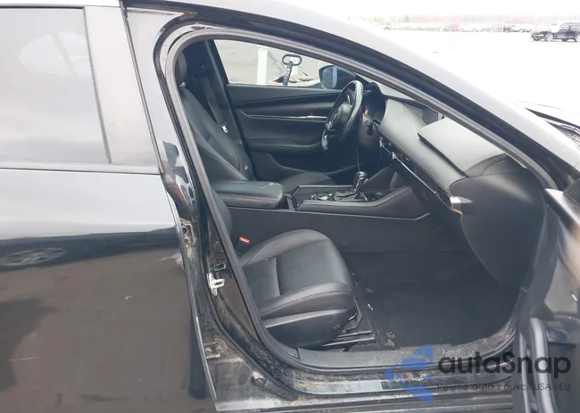 3MZBPADL3LM117424: 44383972