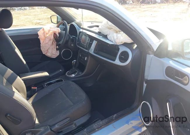 3VWJX7AT9DM682880: 44383979