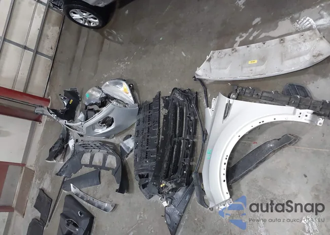 1FMCU9GDXJUD08765: 44384104