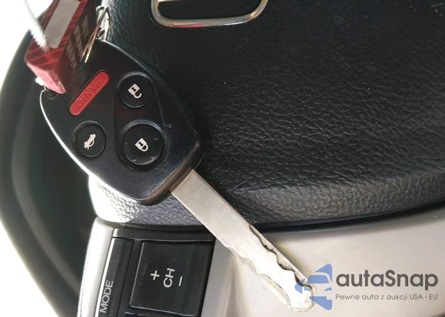 1HGCS12748A002607: 44384151