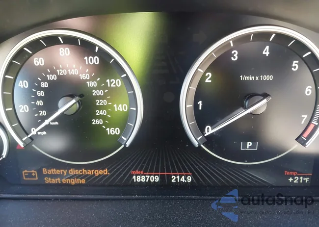 5UXKR0C5XH0V65307: 44384181