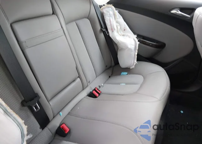 1G4PP5SK9D4129628: 44384204