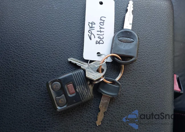 1FTRX12W48KB62210: 44384292