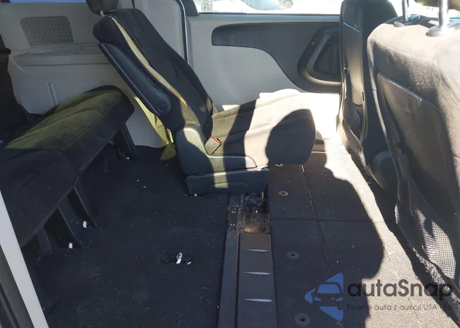 2C4RDGCG2GR396400: 44384294