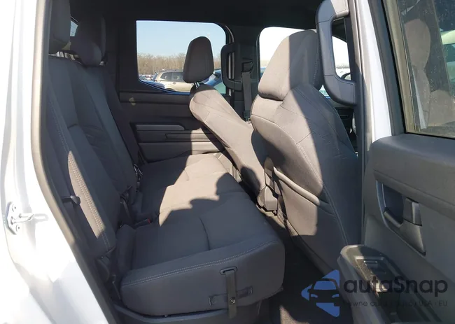 3TMLB5JNXRM008180: 44384308