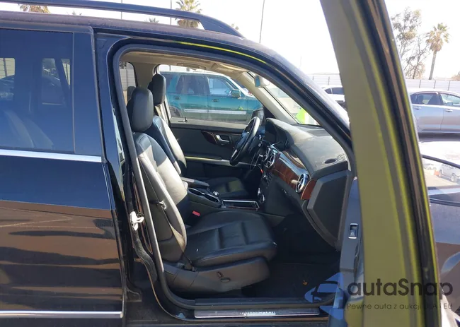 WDCGG8JB6EG203248: 44384345