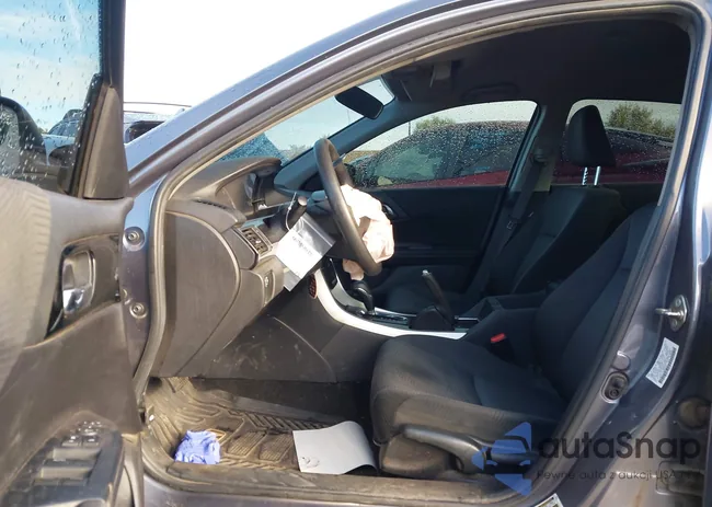 1HGCR2F30GA222009: 44384437