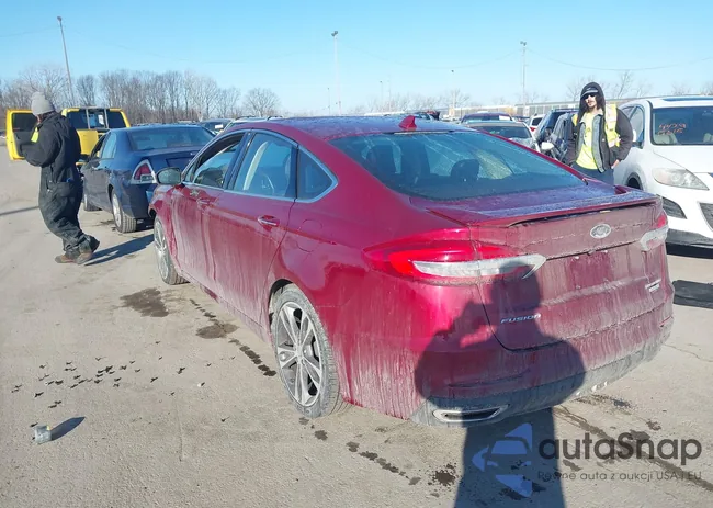 3FA6P0K94KR211244: 44384482