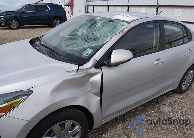 3KPA24AD5PE518131: 44383534