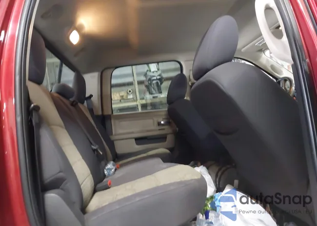 3D7TT2CT4BG530742: 44383558